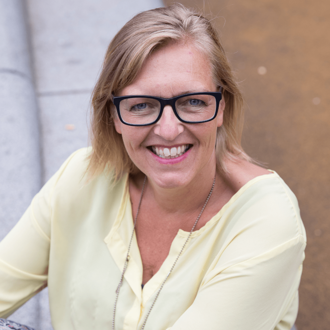 Marijke Krabbenbos geïnterviewd door Sandra Lgace voor Empowerwomen-depocast www.empowerwomen.nl Empower Women Event-min Marijke Krabbenbos geïnterviewd door Sandra Lgace voor Empowerwomen-depocast www.empowerwomen.nl Empower Women Event-min